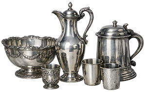 schalen-kruge-und-becher-in-silber-und-versilbert_2026